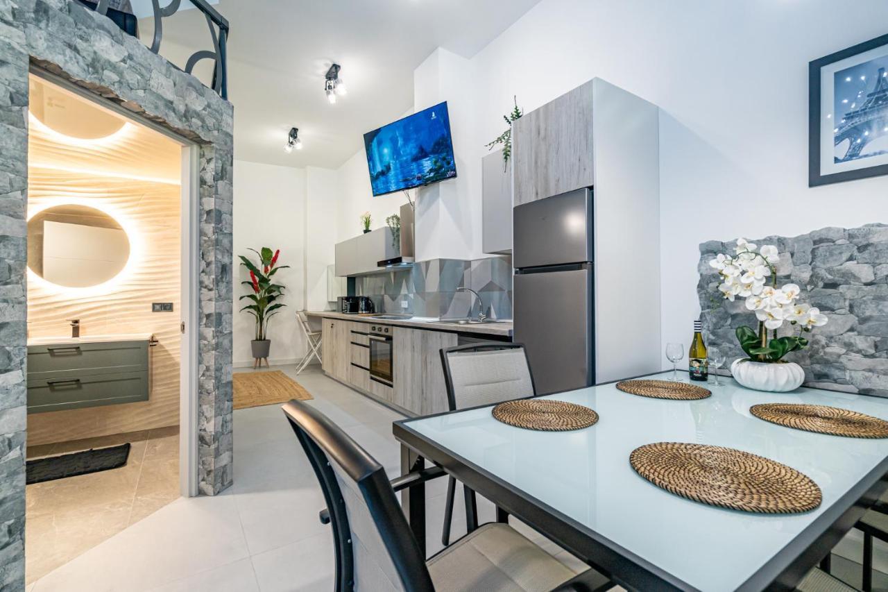 Exquisite Studio Apartment With An Original Design Valência Exterior foto
