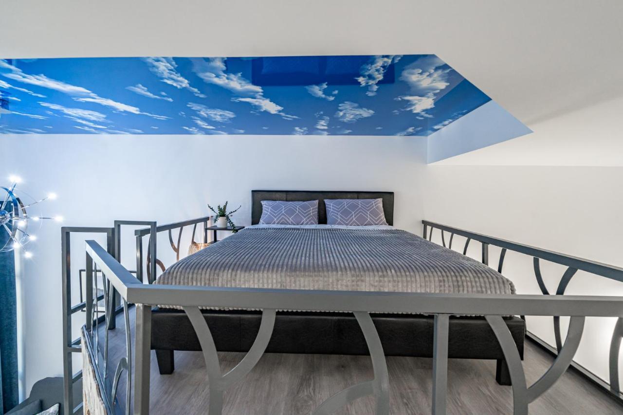Exquisite Studio Apartment With An Original Design Valência Exterior foto