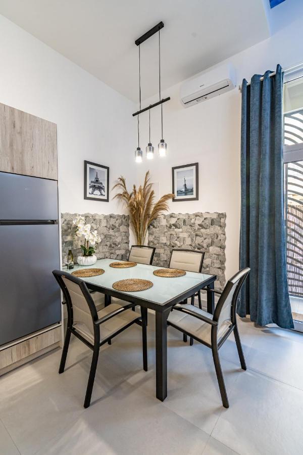 Exquisite Studio Apartment With An Original Design Valência Exterior foto